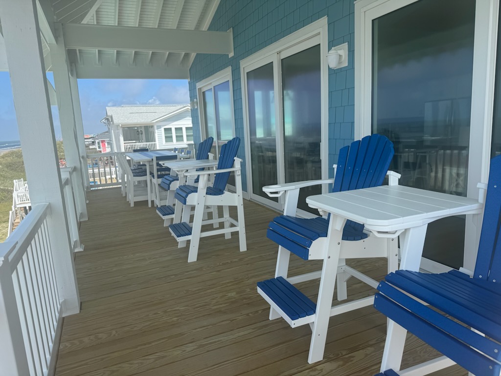 Outdoor Seating